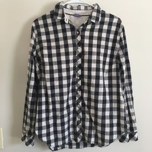 Navy & white gingham cotton button up shirt.
